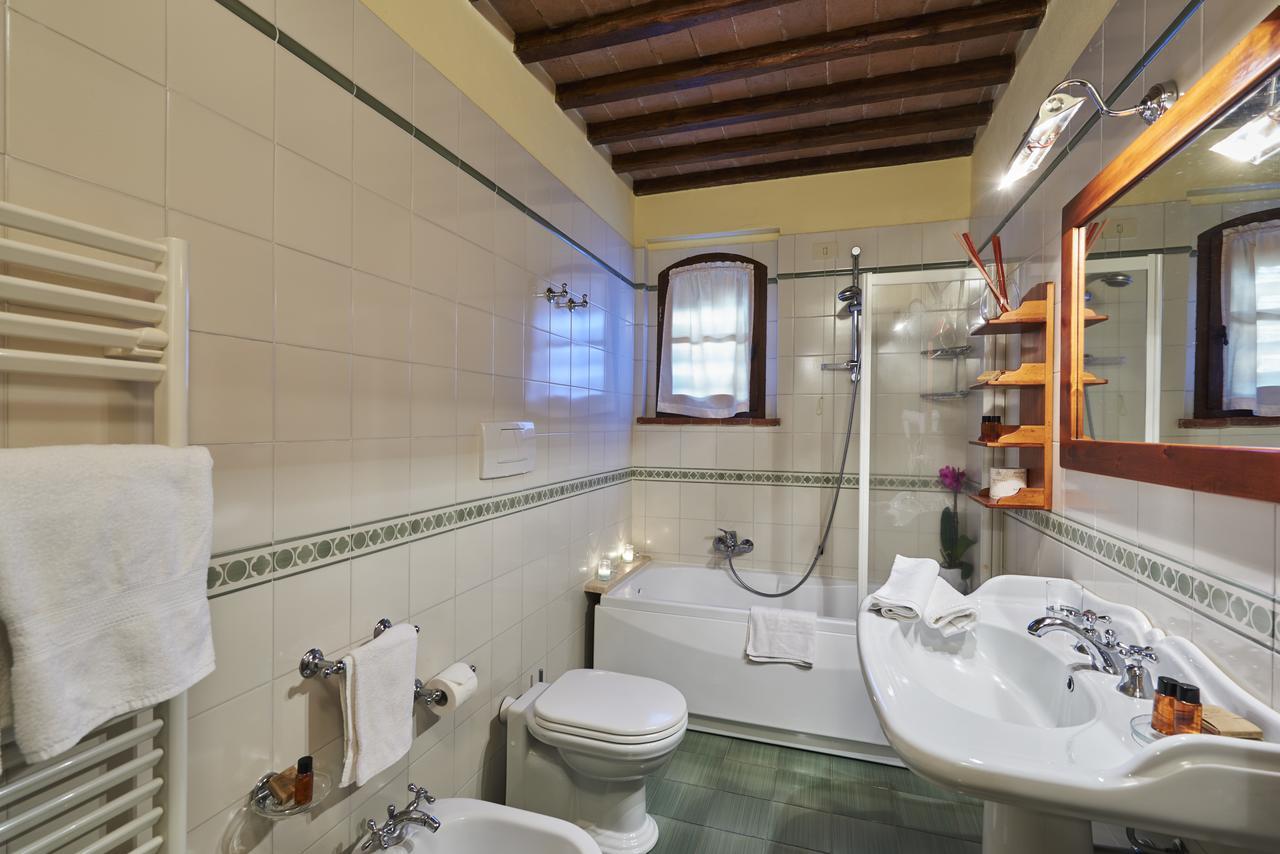 Agriturismo Pometti - Fattoria La Selva Trequanda Exteriör bild